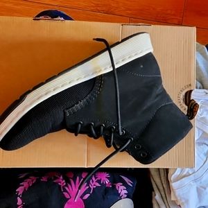 Black DR.Martens women size 8